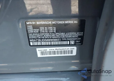 2021 BMW 540I xDrive z USA, uszkodzony, nr VIN WBA73BJ0XMWW98651